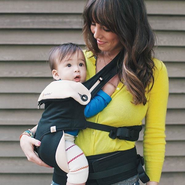 Ergobaby 360 black on sale and camel